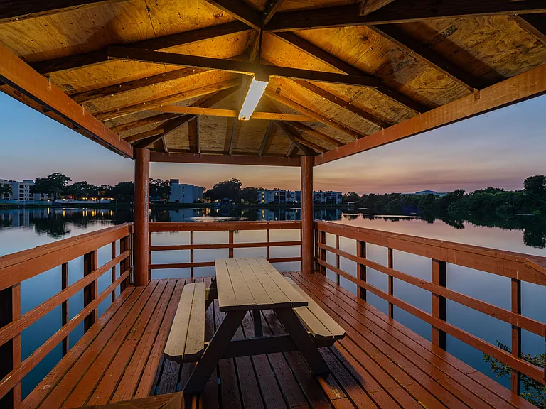Lakes at Largo Apartments — Photo 12