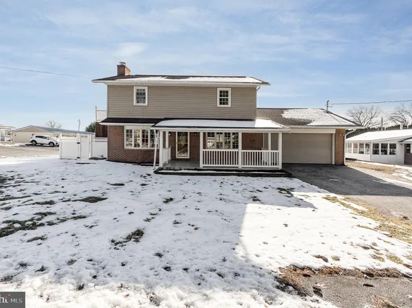 2374 Greene St, Chambersburg, PA 17201