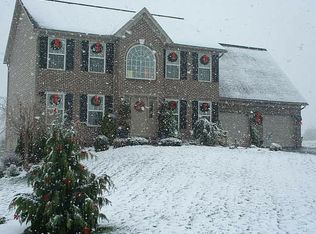 13245 Whispering Spring Dr, Greencastle, PA 17225