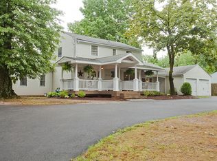 1722 Hill St, Suffield, CT 06078