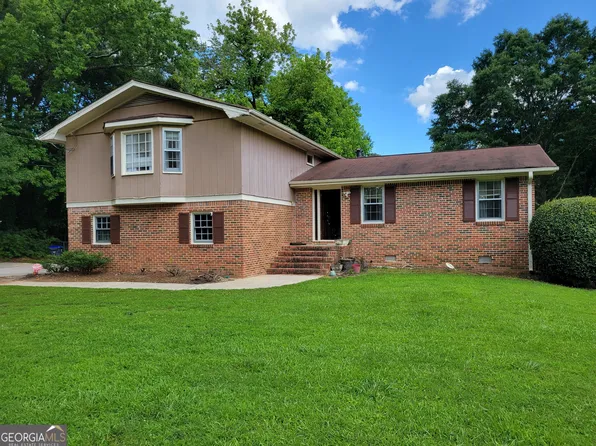 2206 Rhett Ct, Lawrenceville, GA 30044