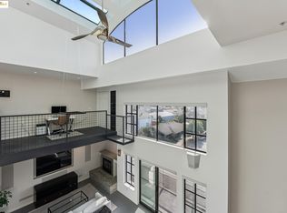 850 W Grand Ave APT 17, Oakland, CA