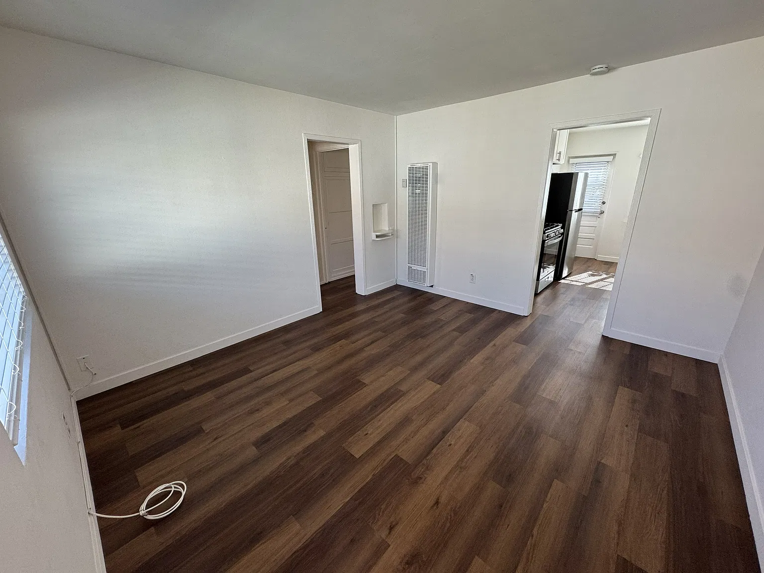 1 bed, 400 sqft, $2,450 — Photo 4