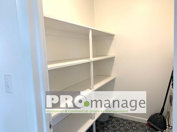5th image of 375 S 3rd W APT 1