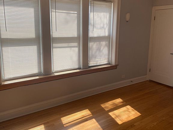 3rd image of 3414 W Hollywood Ave #1R