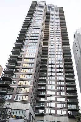 Sold by Corcoran | media 14