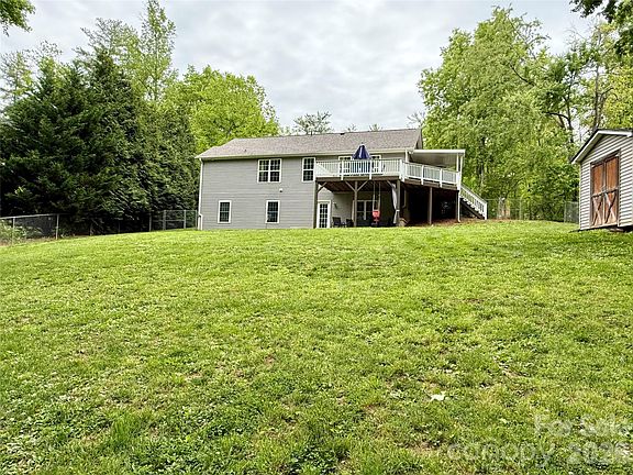 2nd image of 152 Joe Jenkins Rd