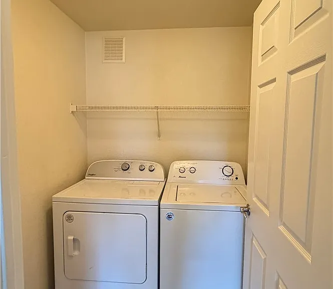 4400 S Jones Blvd #2129 — Photo 11