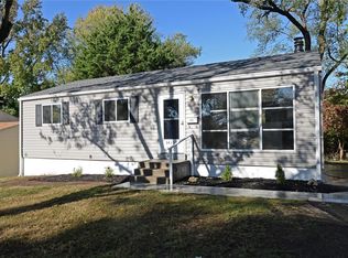 3415 Elmhurst Dr, Saint Louis, MO 63121