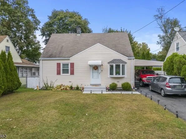 18 Decker Rd, Wanaque Boro, NJ 07420