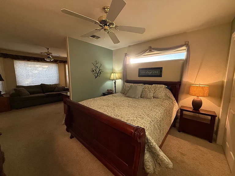 11401 E Medina Ave — Photo 16