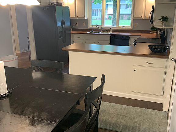 3rd image of 12517 N Englewood Ct