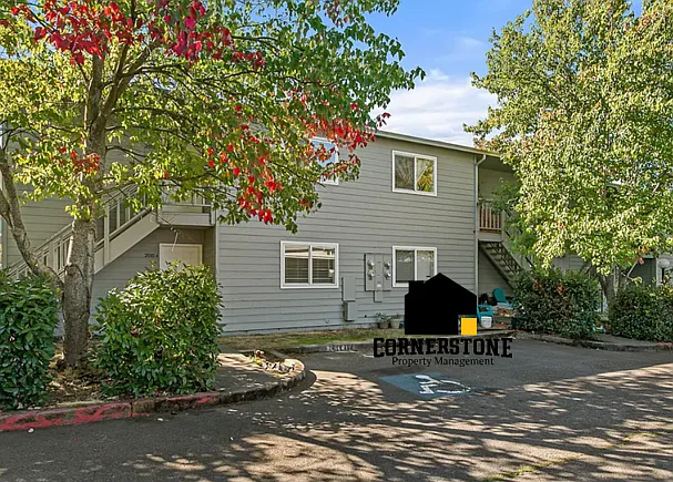 2010 Crater Lake Ave #C