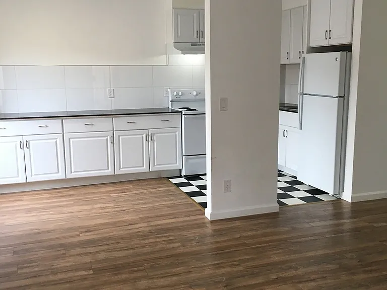 8230 Lemon Grove Way — Photo 4