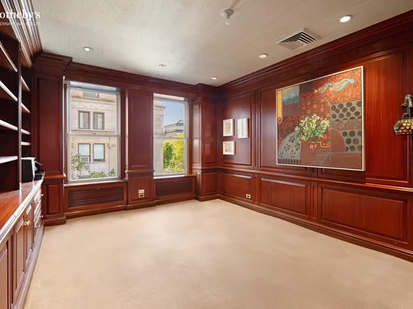 1040 Fifth Avenue image 8 of 15