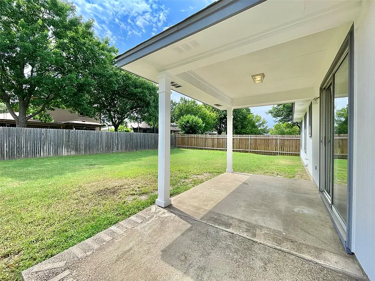 1909 Horizon Park Blvd — Photo 38