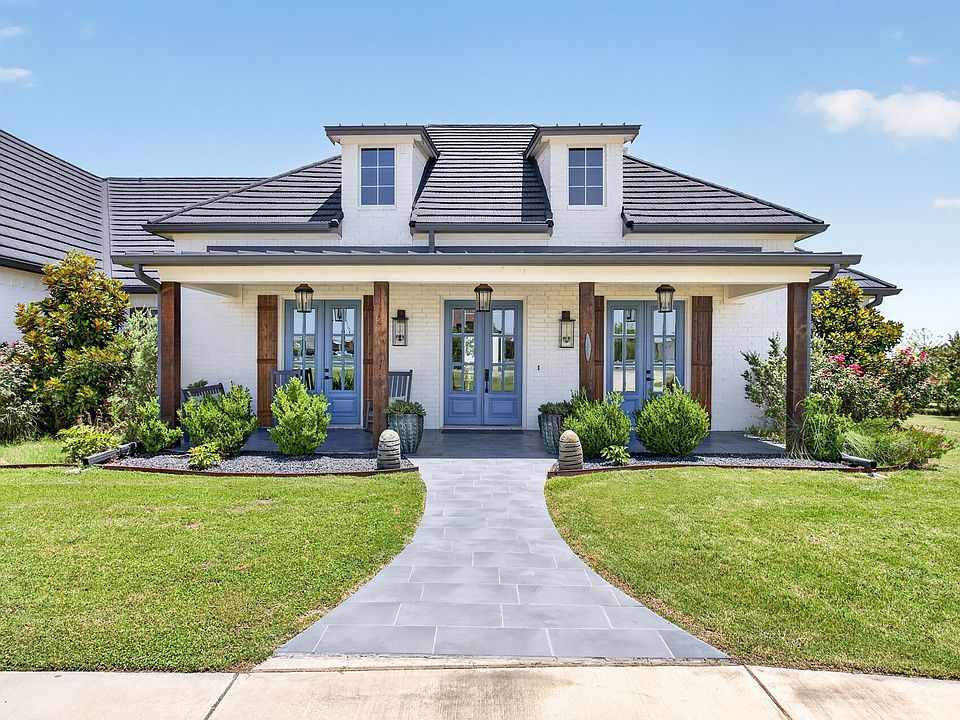 1st image of 3008 Perkins Ln