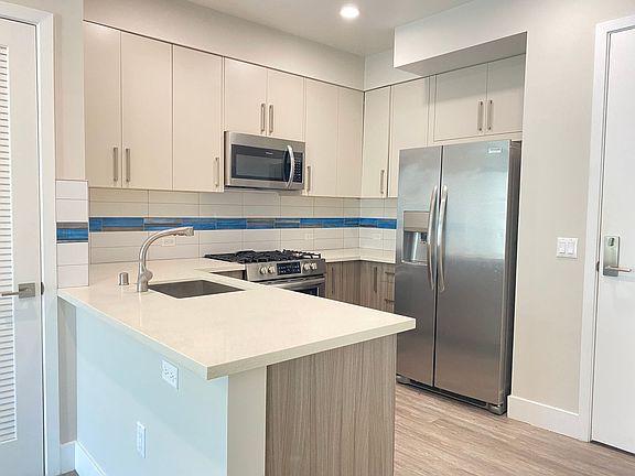 3rd image of 5551 Bonner Ave #W508