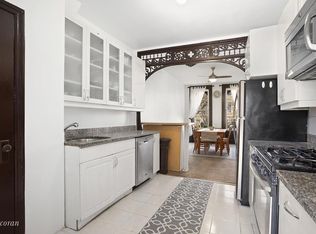 864 Saint Johns Pl, Brooklyn, NY 11216