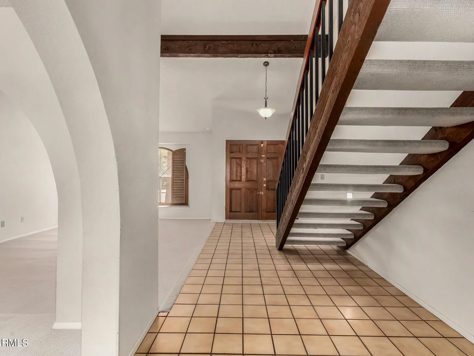 3 bed, 2.5 bath, 2576 sqft, $3,200 — Photo 3