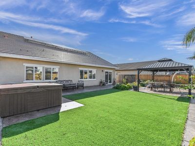 2327 Merlin Ln, Manteca, CA, 95337