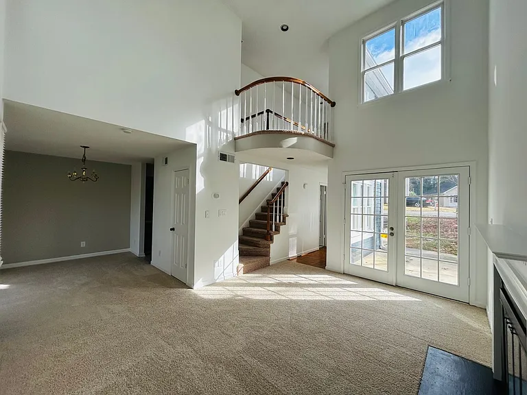 610 Pisgah Church Rd #4 — Photo 21