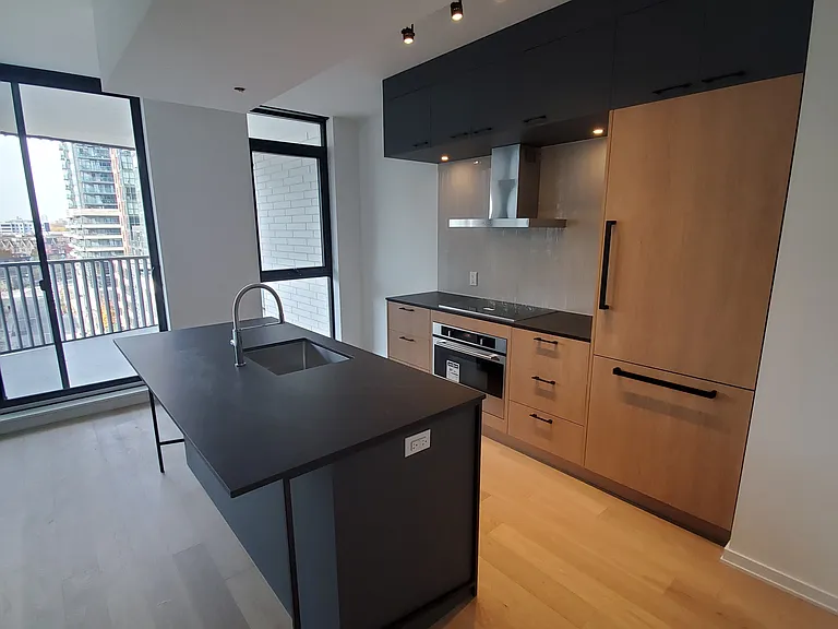 41 Dovercourt Rd #710 — Photo 3