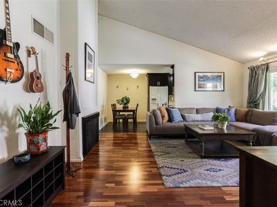 15425 Sherman Way APT 237, Los Angeles, CA, 91406