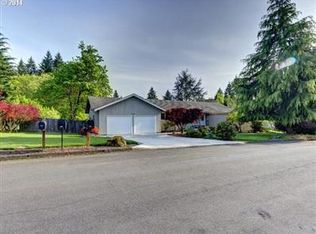 215 NE 127th St, Vancouver, WA 98685
