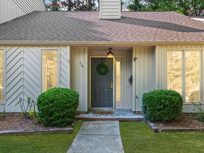 110 Mossbark Ln, Chapel Hill, NC, 27514