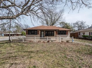 1320 N 5th St, Neodesha, KS 66757