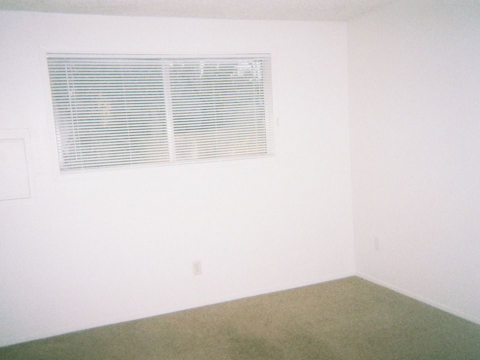 Building Photo 3