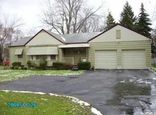 3753 Columbia Rd, North Olmsted, OH 44070