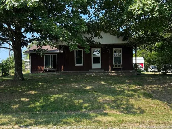 10623 W Center Rd, Mulkeytown, IL 62865