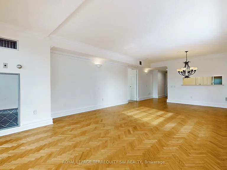 71 Simcoe St #2001 — Photo 11