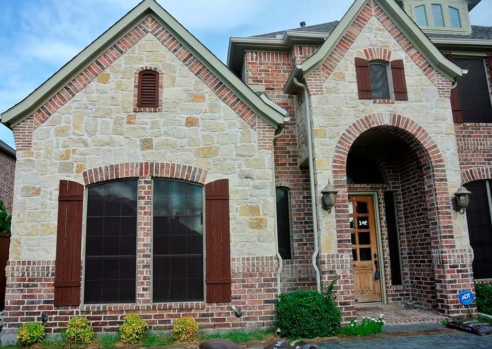 1st image of 10956 Yorkshire Ln