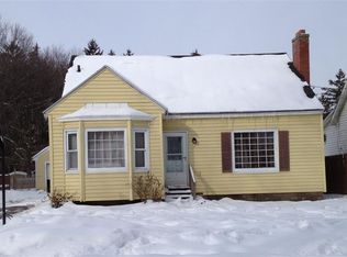 105 Coolidge Rd, North Syracuse, NY 13212