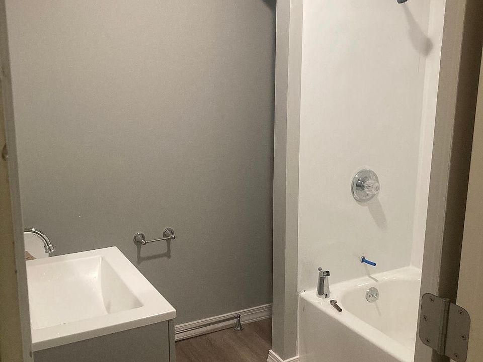 2nd image of 36 N 17th St