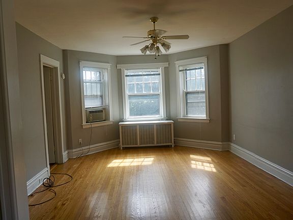 3rd image of 421 Hannah Ave APT 2