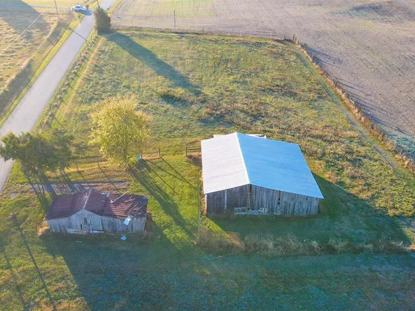 1 Smith Chapel Rd, Campbellsville, KY 42718
