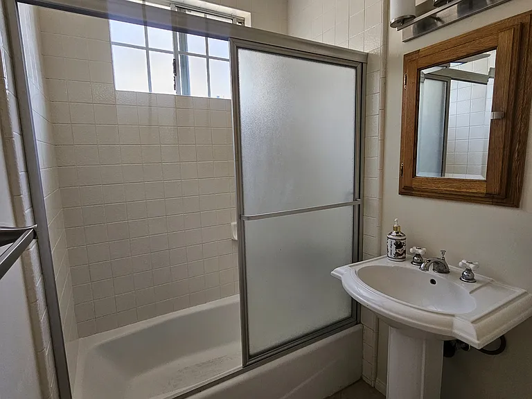 7758 S Newlin Ave — Photo 3