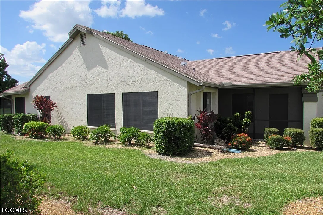 2 bed, 2.0 bath, 1140 sqft, $2,499 — Photo 4