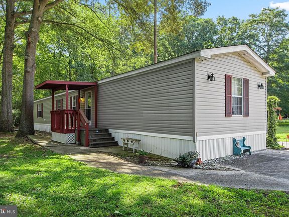 2nd image of 28056 Avalon Dr