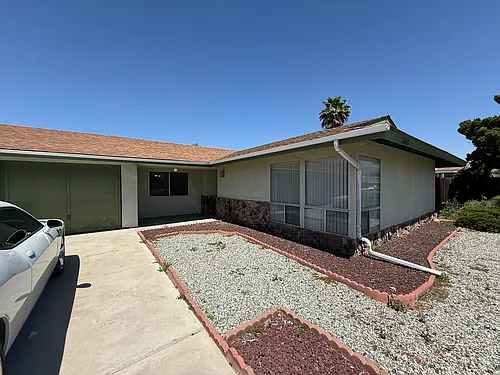 26071 Camphorwood Ave Photo 1