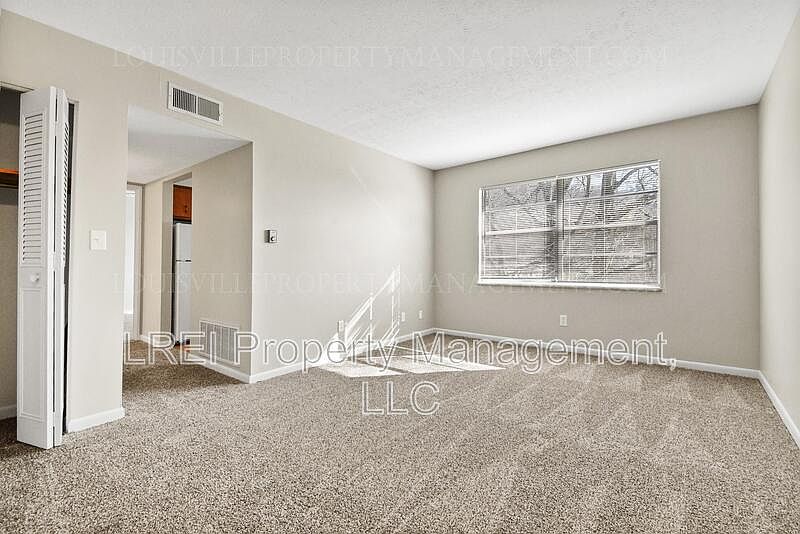 Ravenwood Apartments 160103 Gagel Avenue 2 1603 Gagel Ave