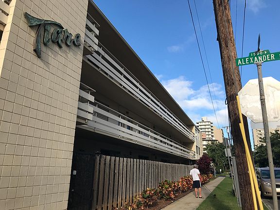 Dole Street and Alexander Street