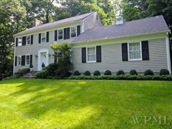 15 Upland Dr, Chappaqua, NY 10514