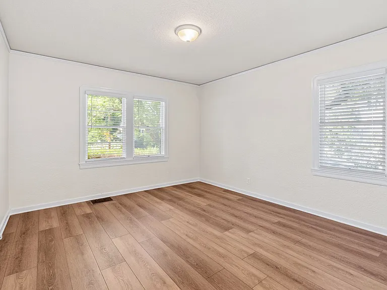 1830 Fuller Way — Photo 8