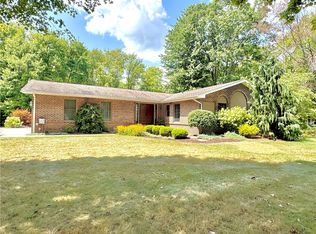 128 Urban Dr, Pulaski, PA 16143