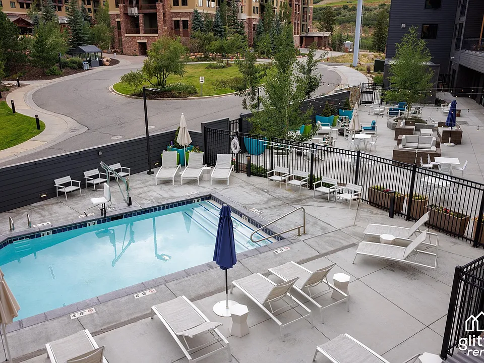 2670 Canyons Resort Dr #206